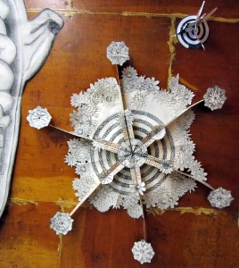 13oct05 Flower Drone right